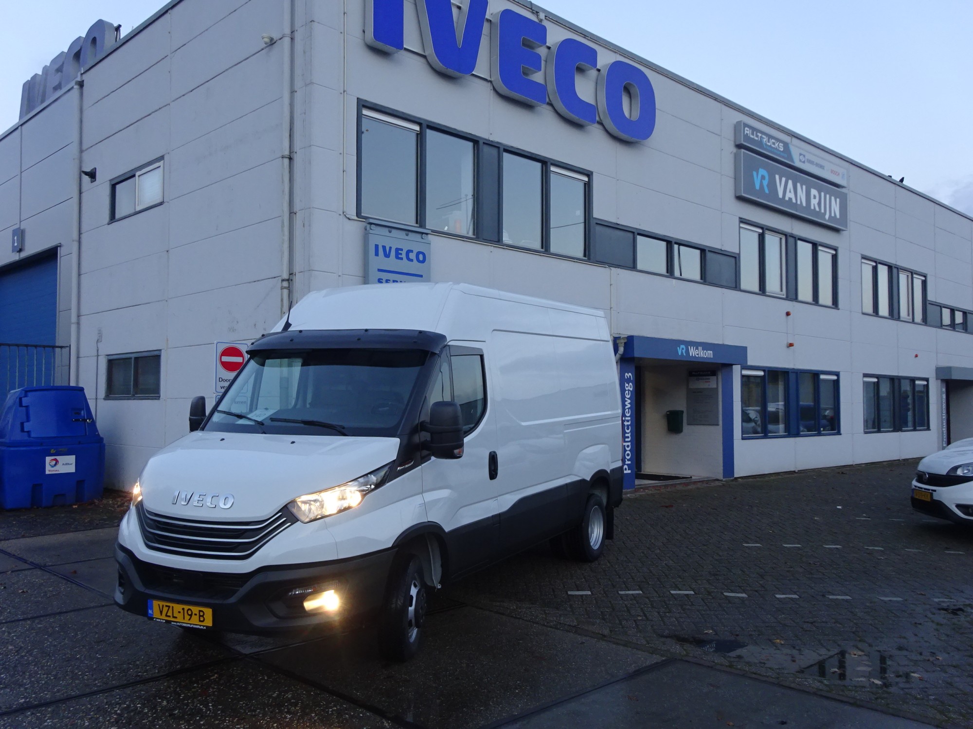 M. De Wit Graafmachine Verhuur